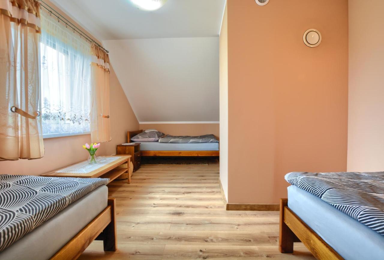 Domek Letniskowy Elizjum Myczkow Экстерьер фото