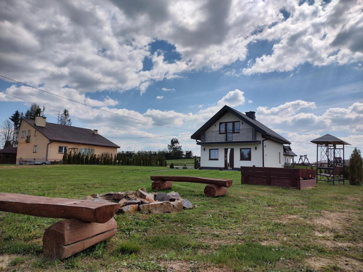 Domek Letniskowy Elizjum Myczkow Экстерьер фото